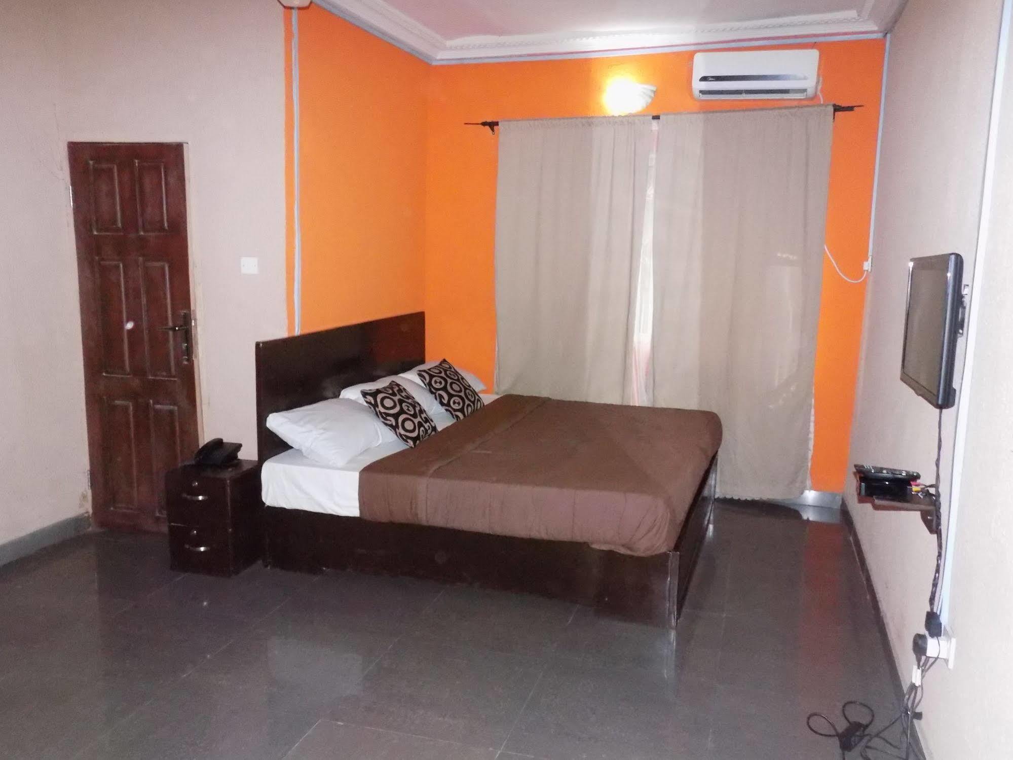 Posh Apartments And Hotel Ikeja Eksteriør bilde